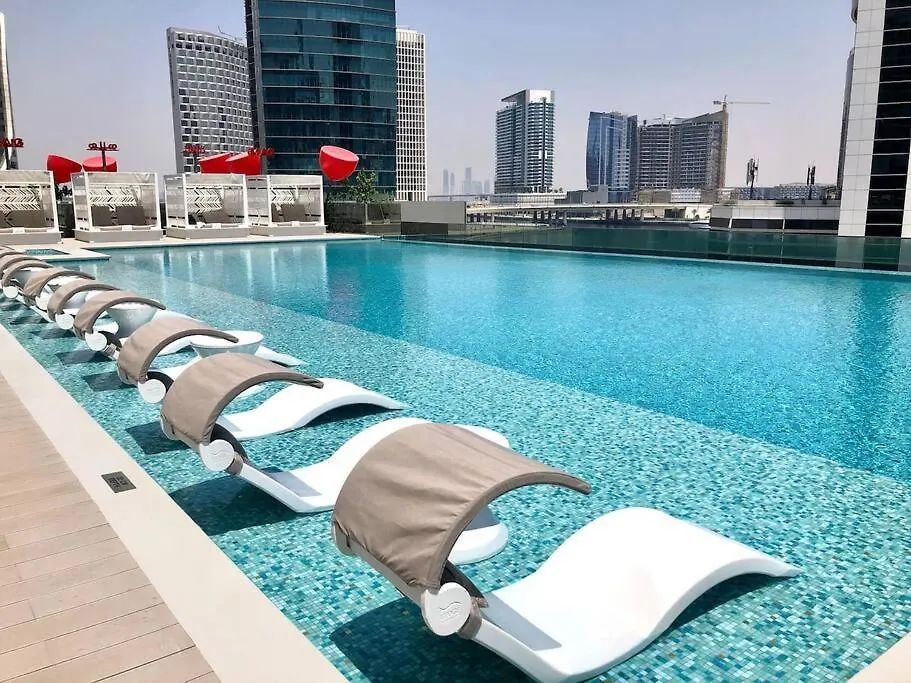 Urban King Bed With Burj Khalifa View & Dubai Mall Apartment